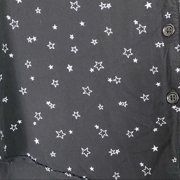 Rails Black & White Star Print Button Up Shirt - Picture 4 of 4
